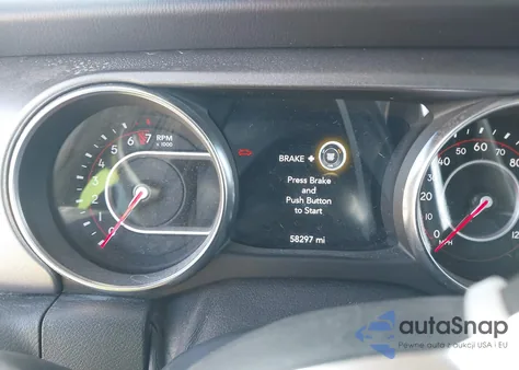 2021 Jeep Gladiator Mojave 4X4 z USA, uszkodzony, nr VIN 1C6JJTEG3ML554606